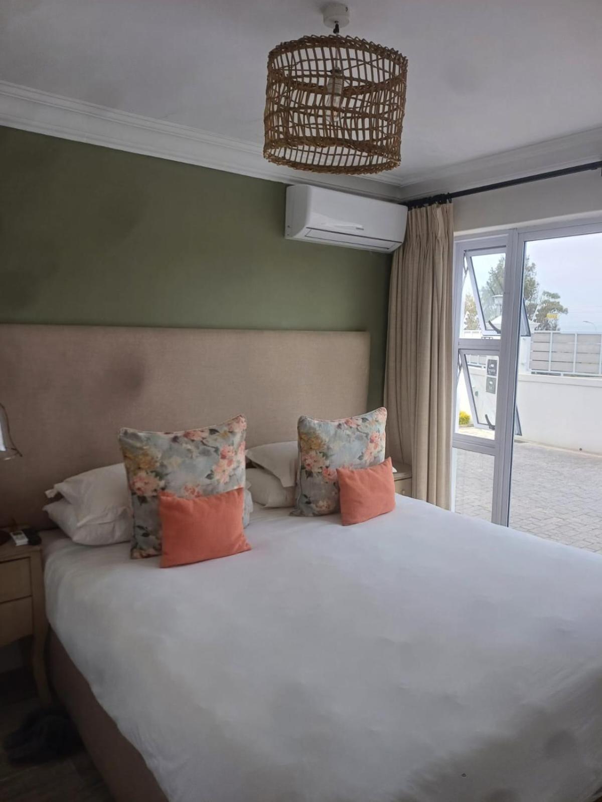 Thyme Wellness Spa And Guesthouse 케이프타운 외부 사진