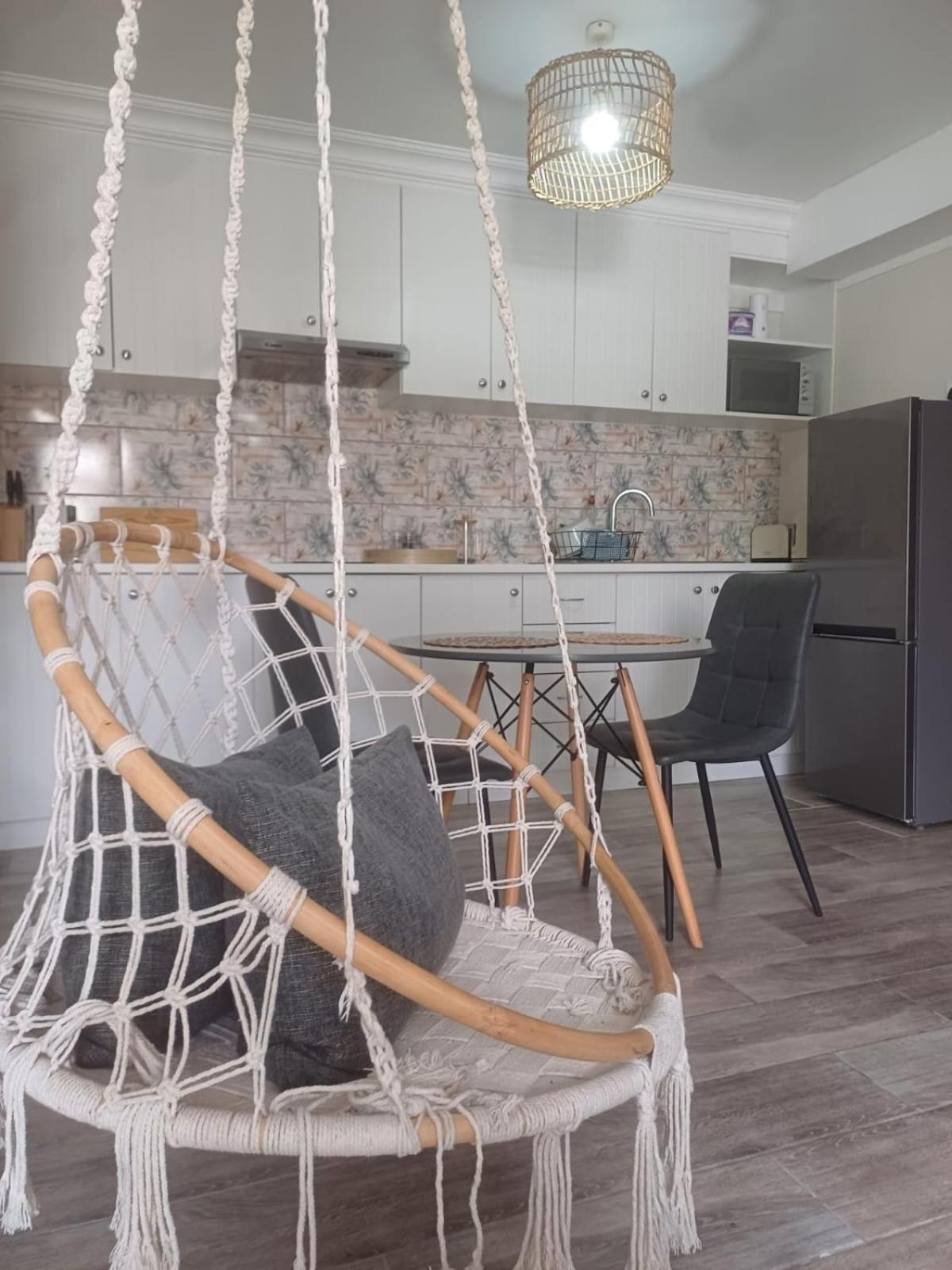 Thyme Wellness Spa And Guesthouse 케이프타운 외부 사진