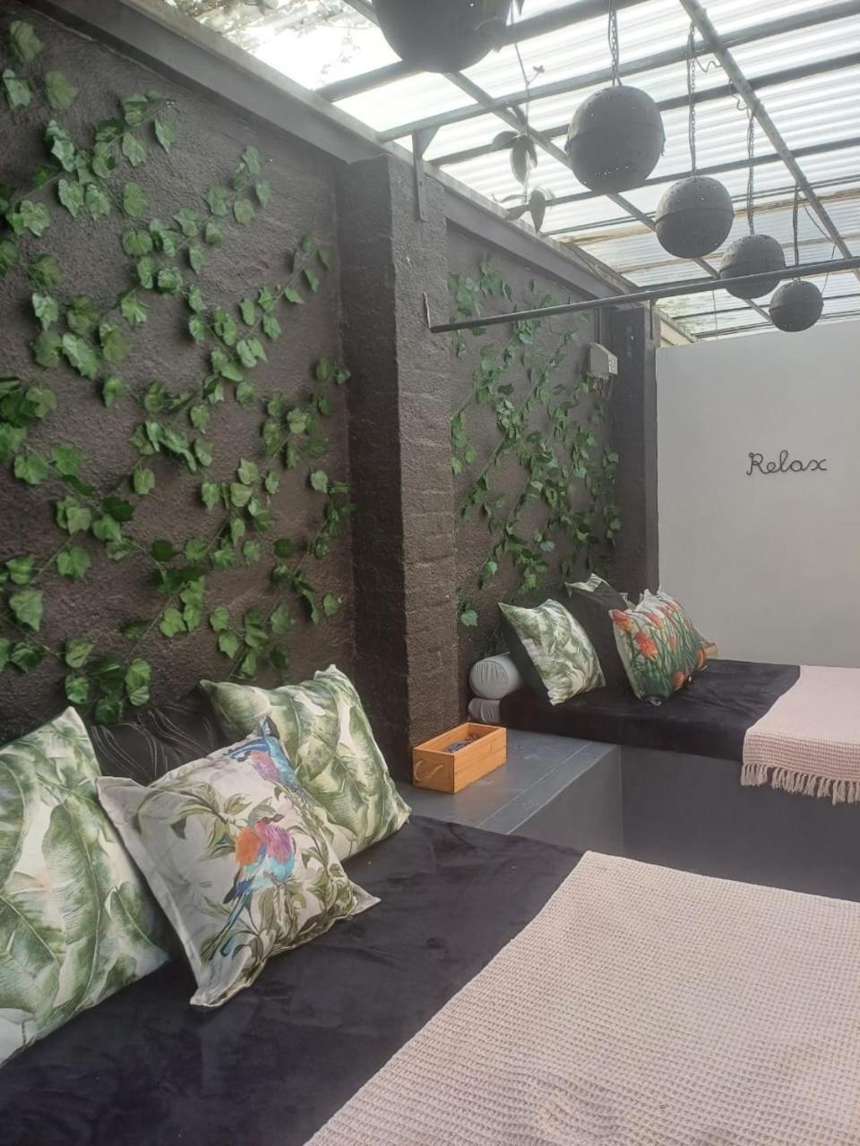 Thyme Wellness Spa And Guesthouse 케이프타운 외부 사진